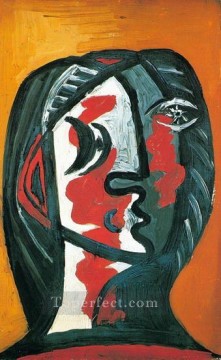  cubist - Woman's head in gray and red on an ocher background 1926 cubist Pablo Picasso